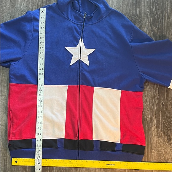 Marvel Adult 2X Superhero Hoodie - Blue, Red, White with beaded necklace. - Picture 6 of 9